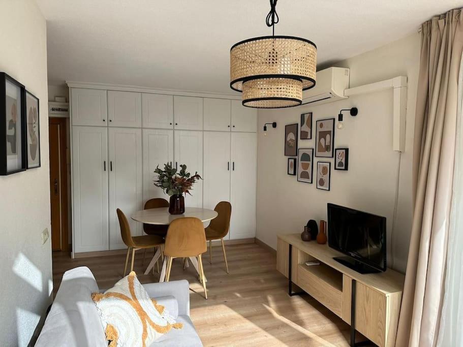 Apartamento Maralva Playa De Levante Бенидорм Екстериор снимка