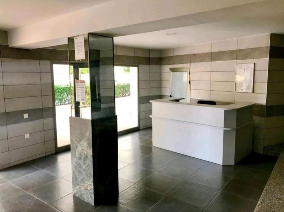 Apartamento Maralva Playa De Levante Бенидорм Екстериор снимка
